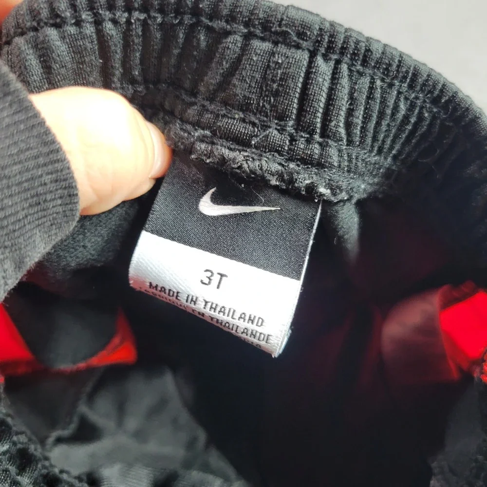 Nike Track Pants Kids 3T Black Red Silver Side Stripe Athletic Swoosh‎ Joggers